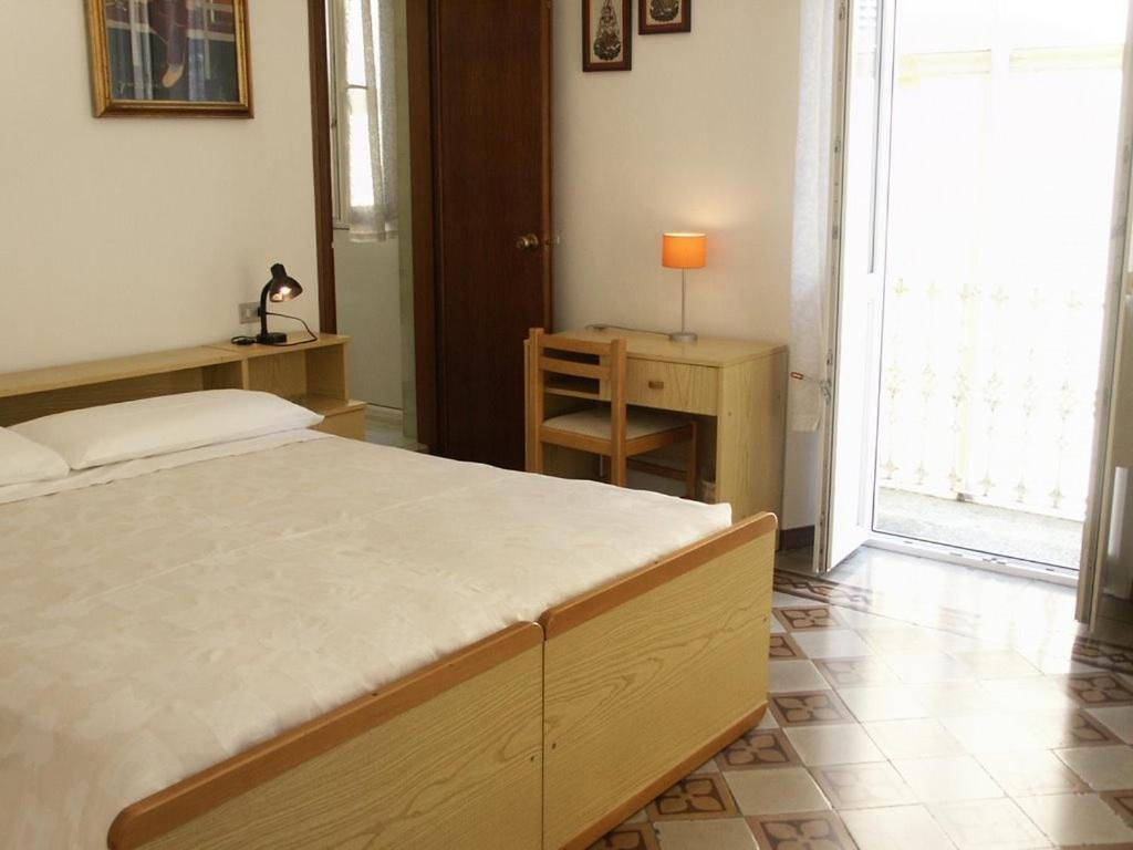 סלסומאג'יורה טרמה Albergo Corona חדר תמונה