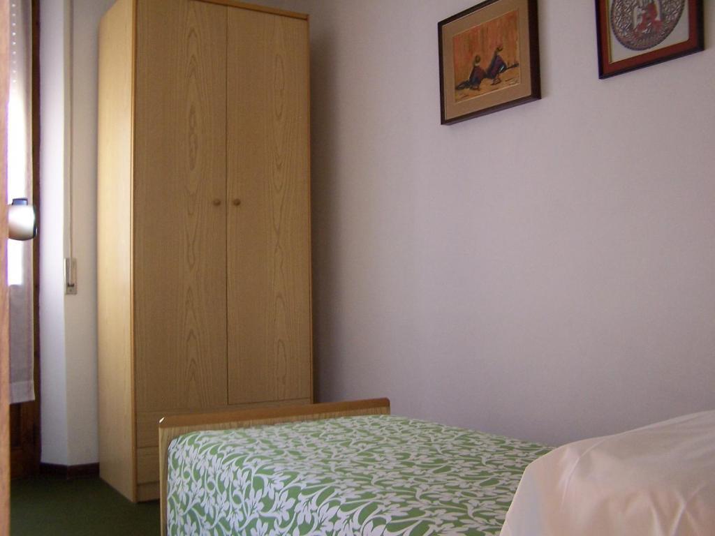 סלסומאג'יורה טרמה Albergo Corona חדר תמונה